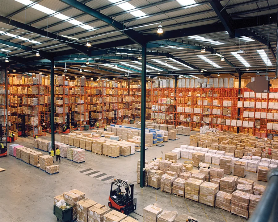 Pallet racking in a packing warehouse